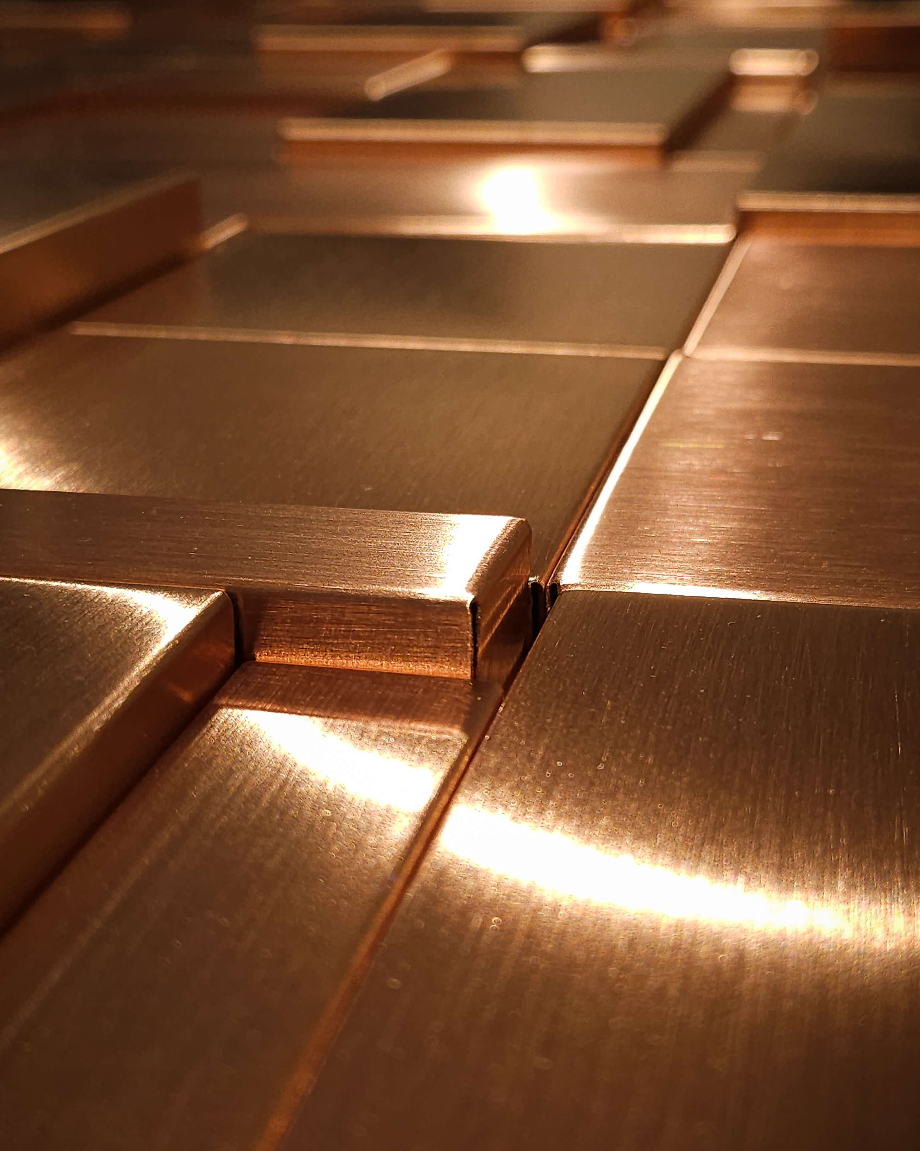 20250428 132519 | Producent płyt i dekorów z miedzi Copper Philosophy Jak odróżnić miedź od mosiądzu? Sprawdzone metody i rady ekspertów!