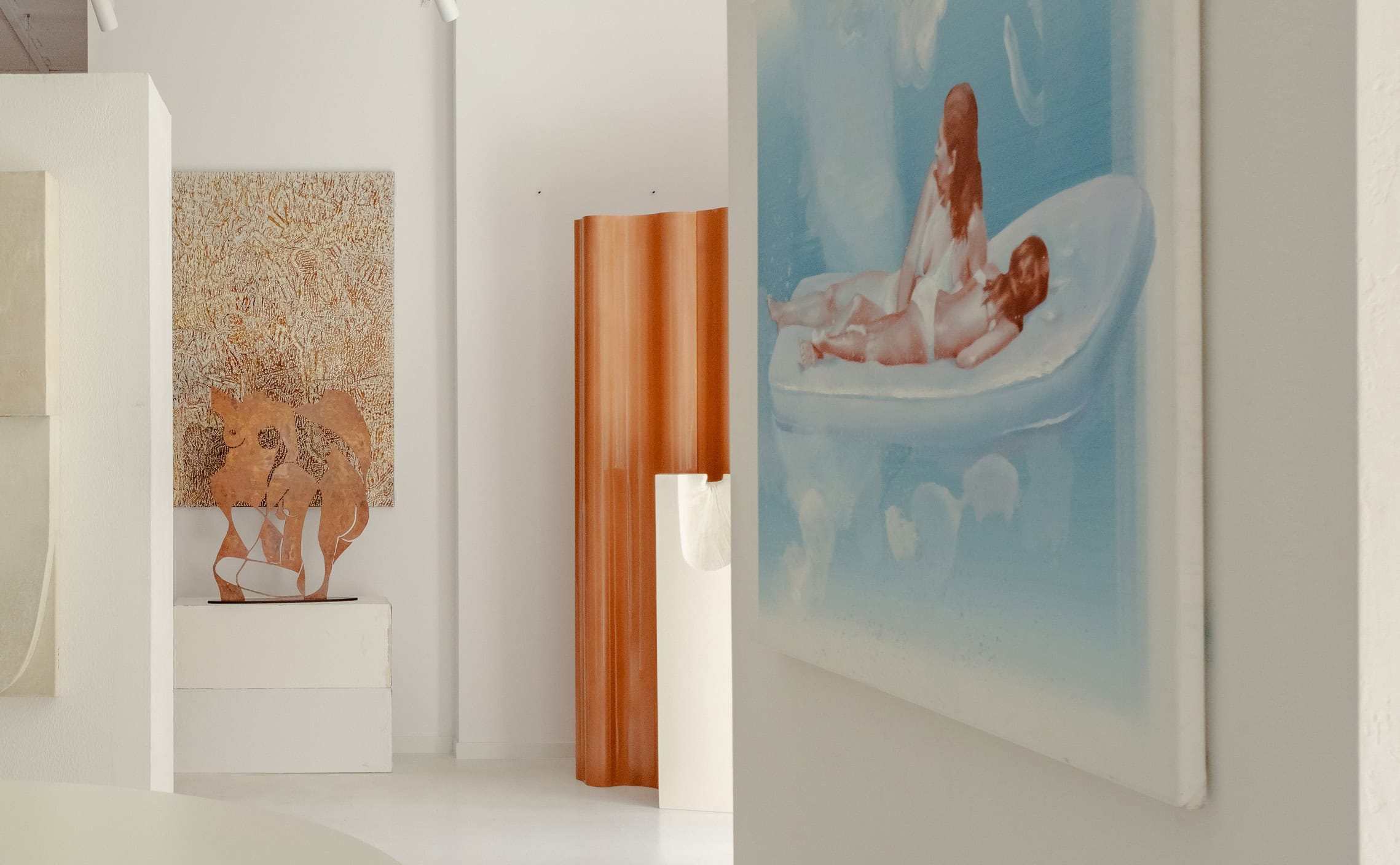 okladka | Producent płyt i dekorów z miedzi Copper Philosophy Miedź jako język sztuki – kulisy współpracy Copper Philosophy i Uli Teperek